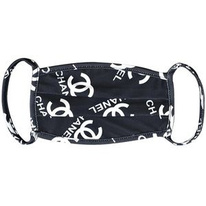 🔥Black/White Luxury Face Mask🔥